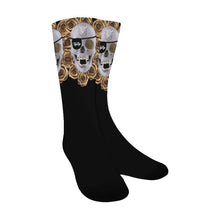 Load image into Gallery viewer, &quot;Diamond skull&quot; black socks
