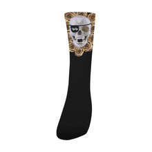 Load image into Gallery viewer, &quot;Diamond skull&quot; black socks
