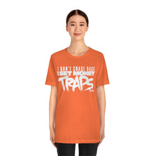 Load image into Gallery viewer, &quot;Money Traps&quot; White Text Tee
