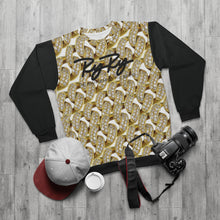 Load image into Gallery viewer, &quot;Diamond Crusted Link Chain&quot; Sweatshirt
